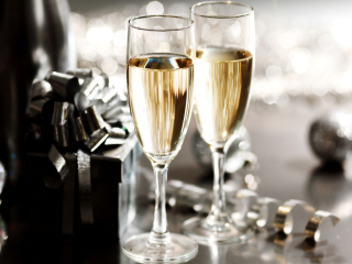 Das New Years Eve Champagne Wallpaper 320x240