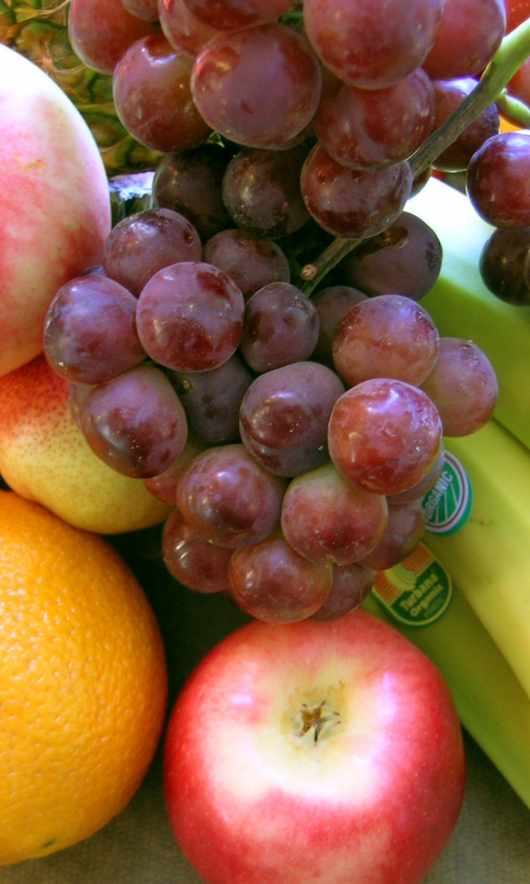 Das Vitamins Fruits Wallpaper 768x1280
