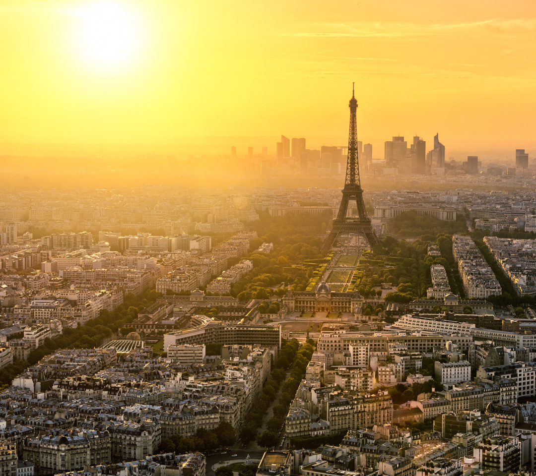 Das Paris In Sunlight Wallpaper 1080x960