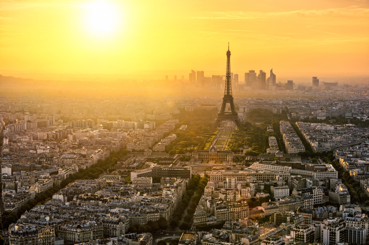 Fondo de pantalla Paris In Sunlight