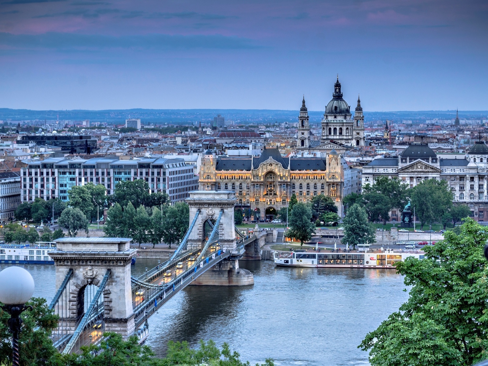 Fondo de pantalla Budapest Pest Embankment 1600x1200