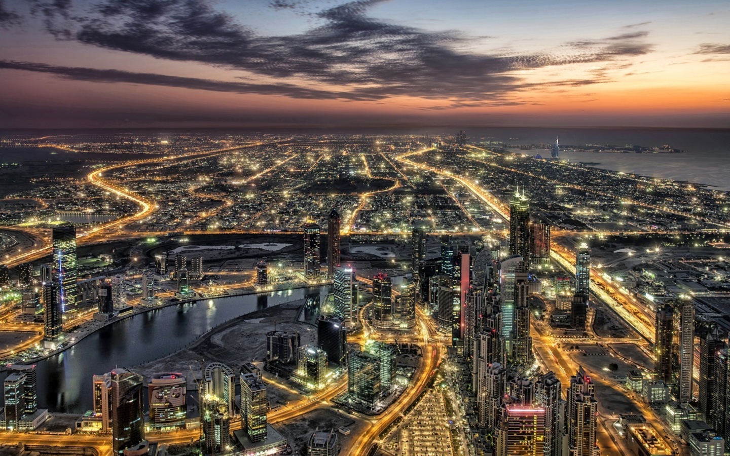 Dubai Night City Tour in Emirates wallpaper 1440x900