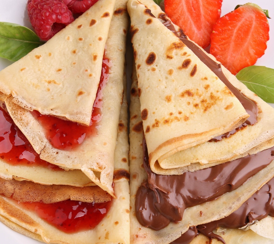 Das Most delicious pancakes with jam Wallpaper 960x854