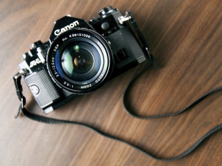 Vintage Canon wallpaper 320x240