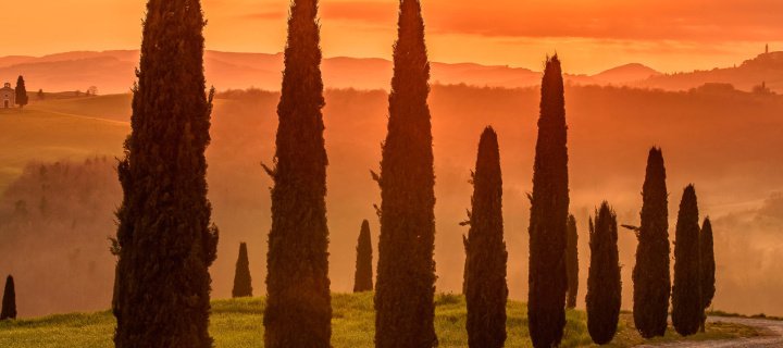 Das Tuscany Valley Autumn Wallpaper 720x320