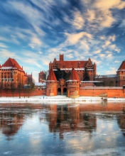 Screenshot №1 pro téma Malbork Castle - Poland 176x220