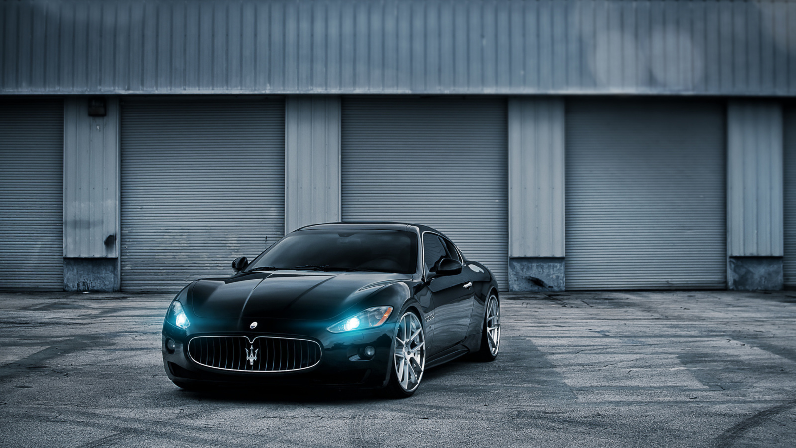 Das Maserati GranTurismo Wallpaper 1600x900