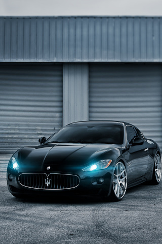 Maserati GranTurismo wallpaper 320x480