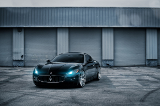 Maserati GranTurismo Background for Android, iPhone and iPad