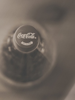 Das Coca-Cola Bottle Wallpaper 240x320