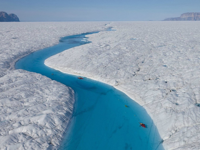 Fondo de pantalla Greenland Glaciers 640x480