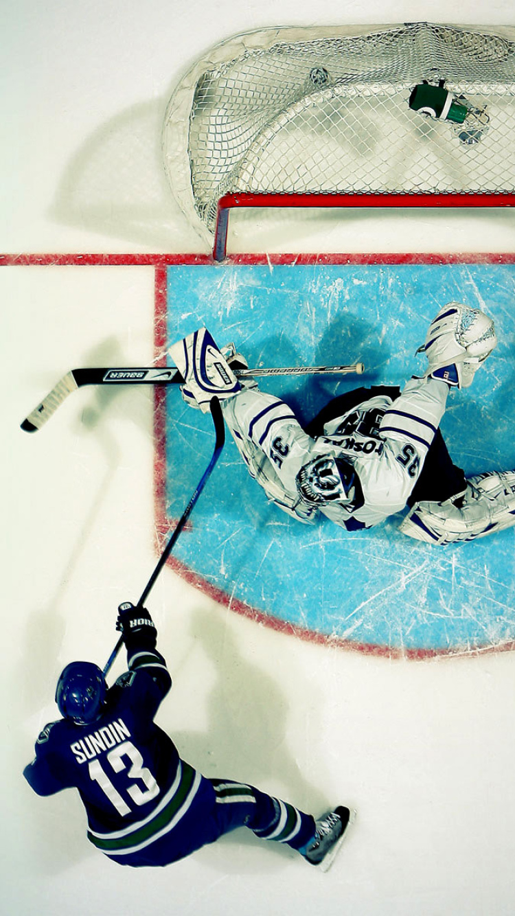 Vancouver Canucks Goal and Goalkeeper screenshot #1 750x1334