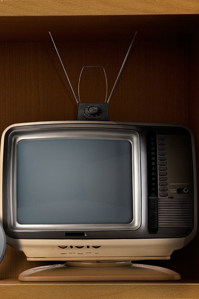 Fondo de pantalla Vintage Televisions 640x960