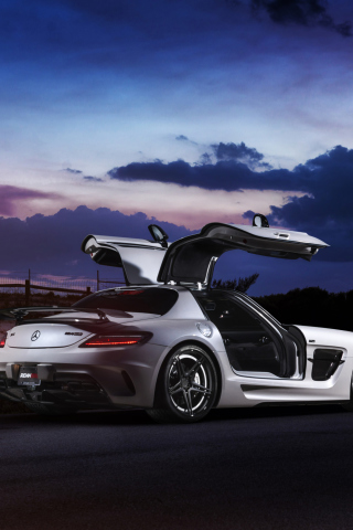 Mercedes Benz SLS screenshot #1 320x480