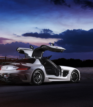 Kostenloses Mercedes Benz SLS Wallpaper für Nokia X7