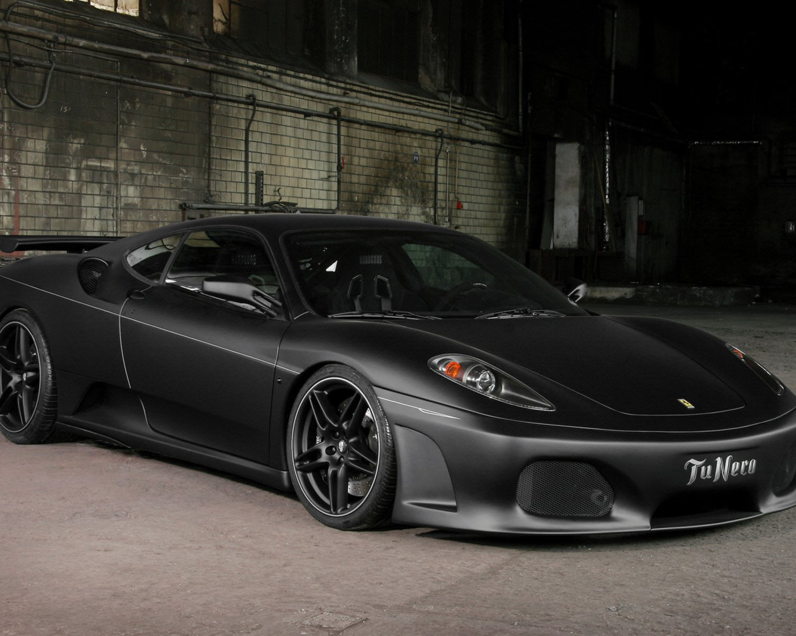Обои Ferrari F430 Black 1600x1280