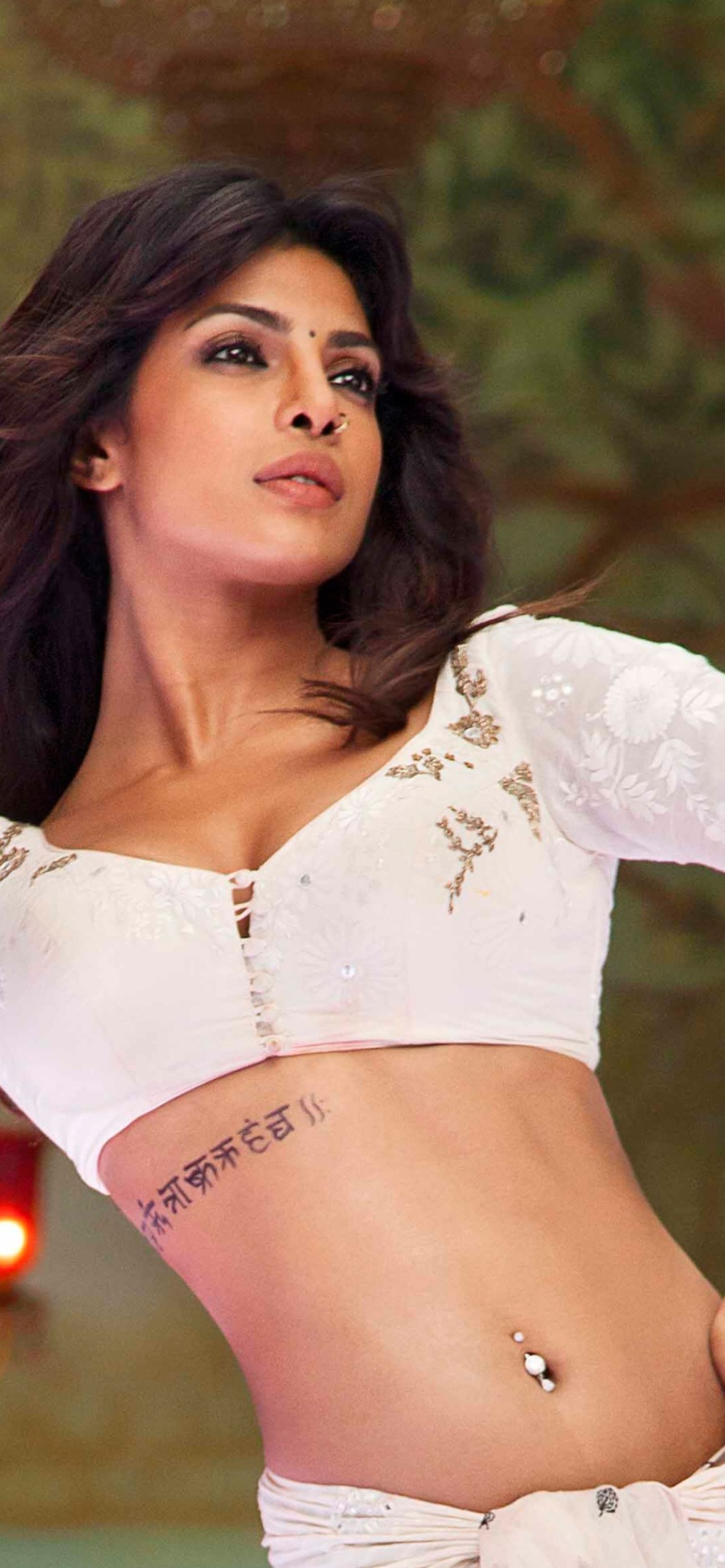 Priyanka Chopra In Ram Leela screenshot #1 1170x2532