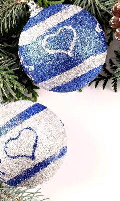 Christmas Tree Balls wallpaper 240x400