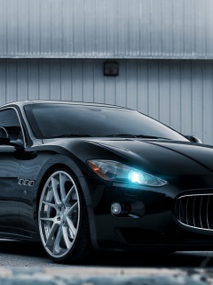 Screenshot №1 pro téma Maserati GranTurismo HD 240x320