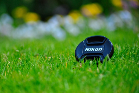 Das Nikon Lense Cap Wallpaper 480x320