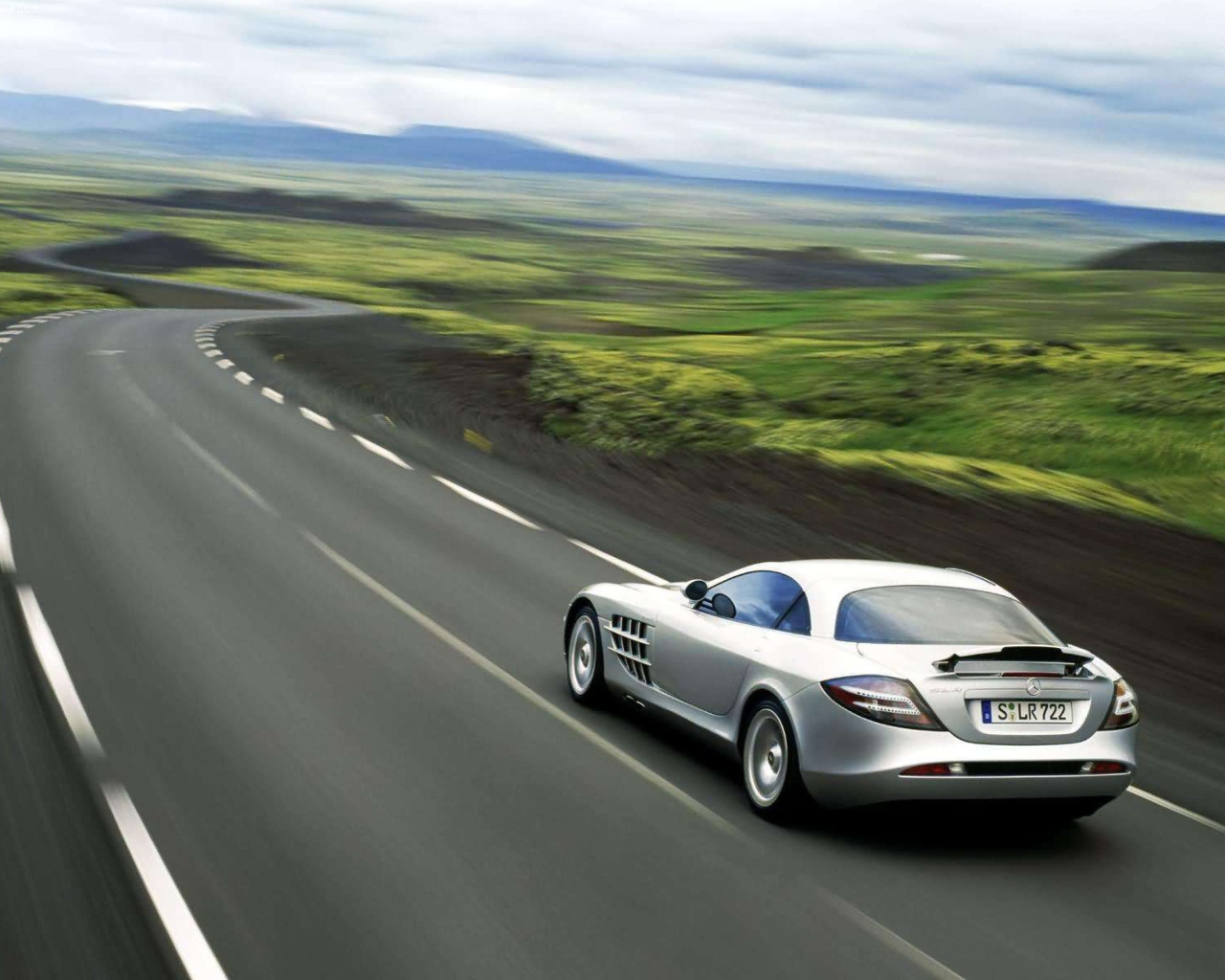 SLR Mclaren Mercedes Benz screenshot #1 1280x1024