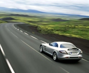 SLR Mclaren Mercedes Benz wallpaper 176x144