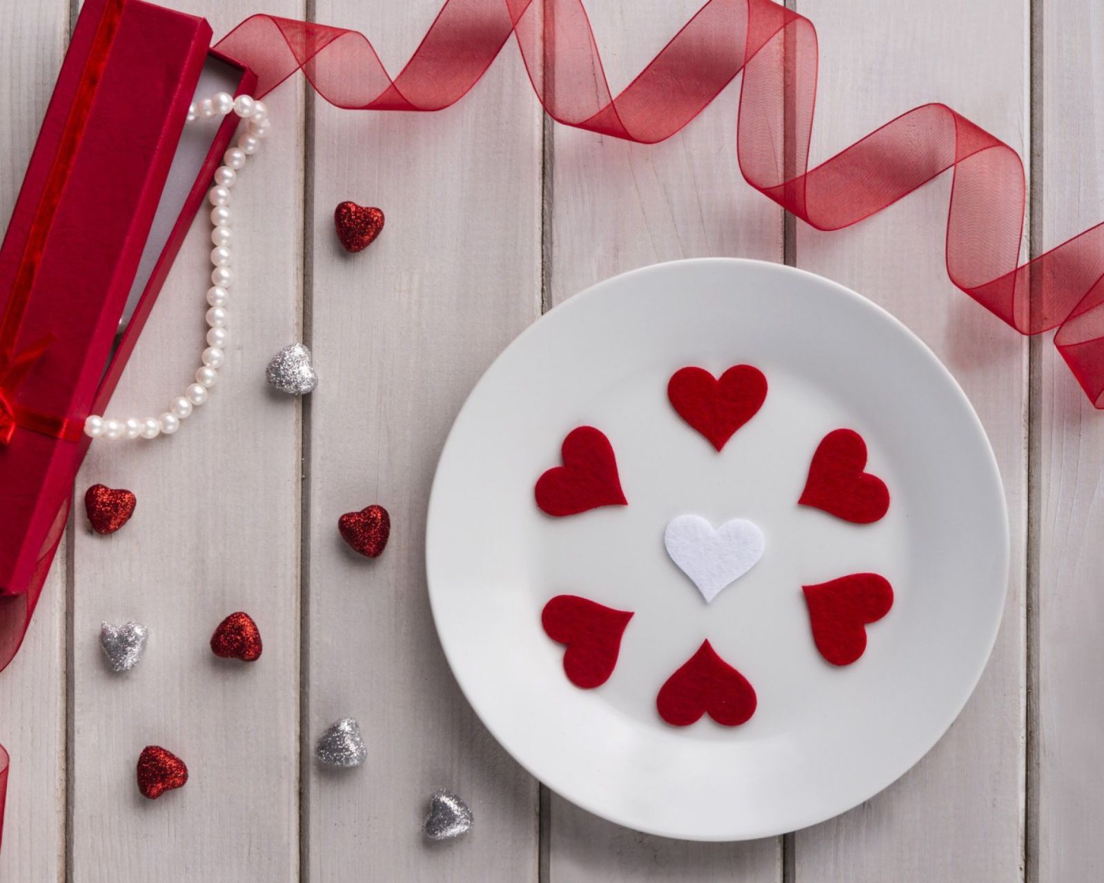 Das Romantic Valentines Day Table Settings Wallpaper 1600x1280
