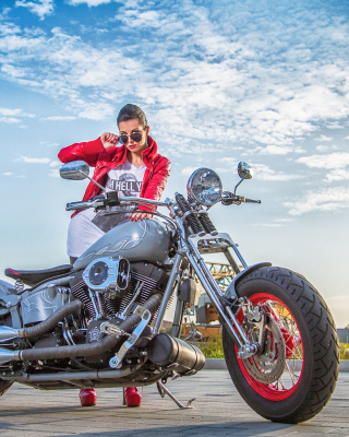 Harley Davidson with Cute Girl - Obrázkek zdarma pro 480x800