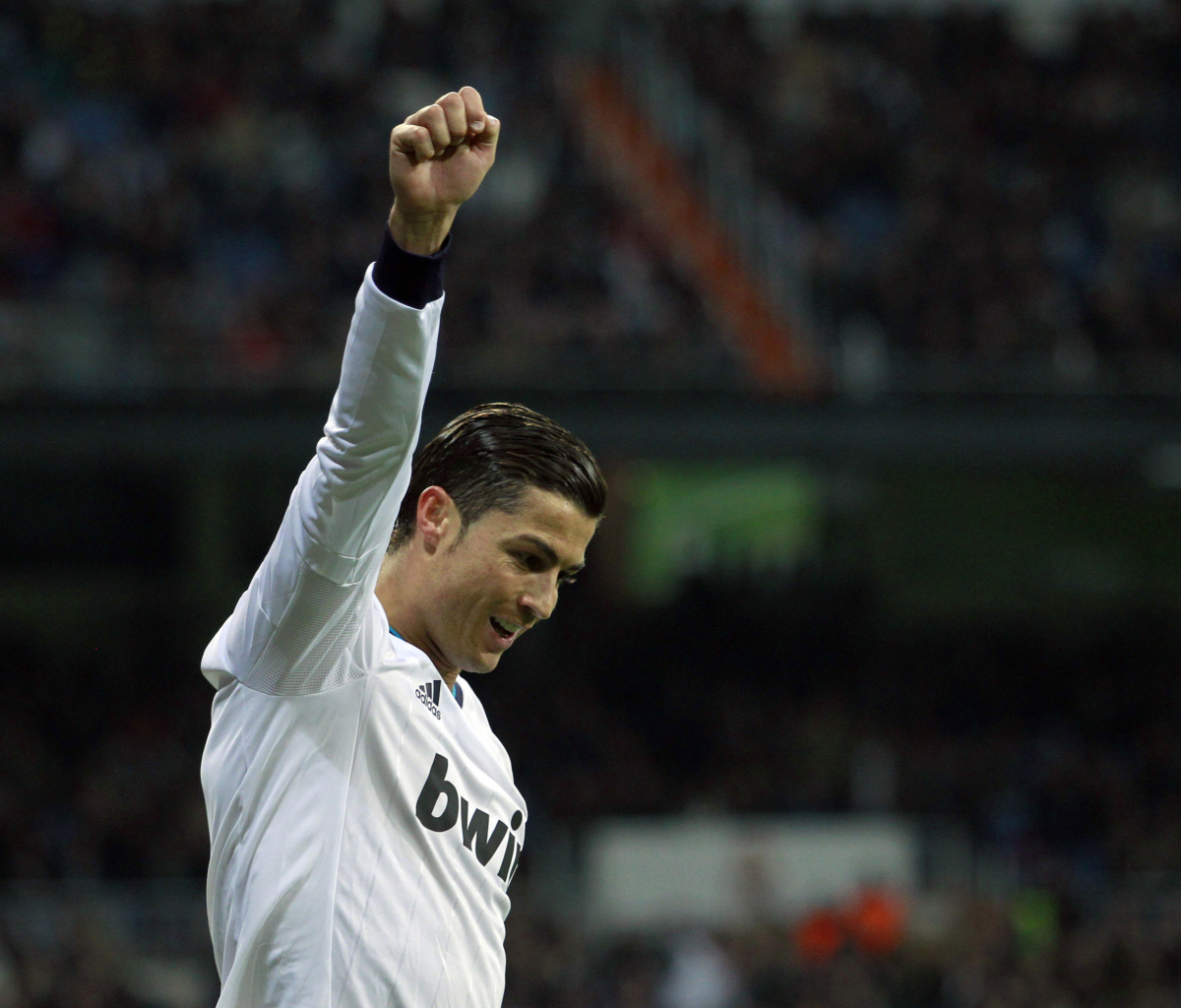 Обои Real Madrid - Cristiano Ronaldo 1200x1024