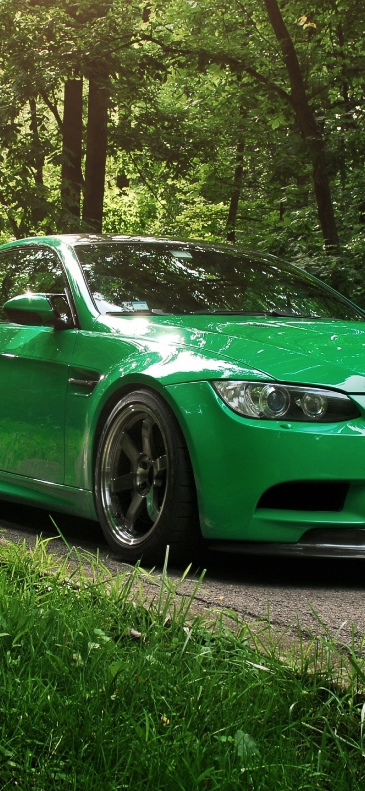 Green BMW Coupe wallpaper 1170x2532