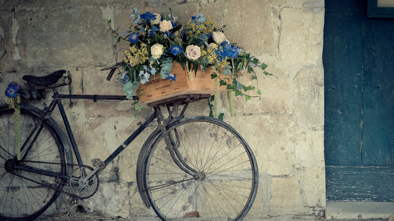 Bicycle With Basket Full Of Flowers screenshot #1 1366x768