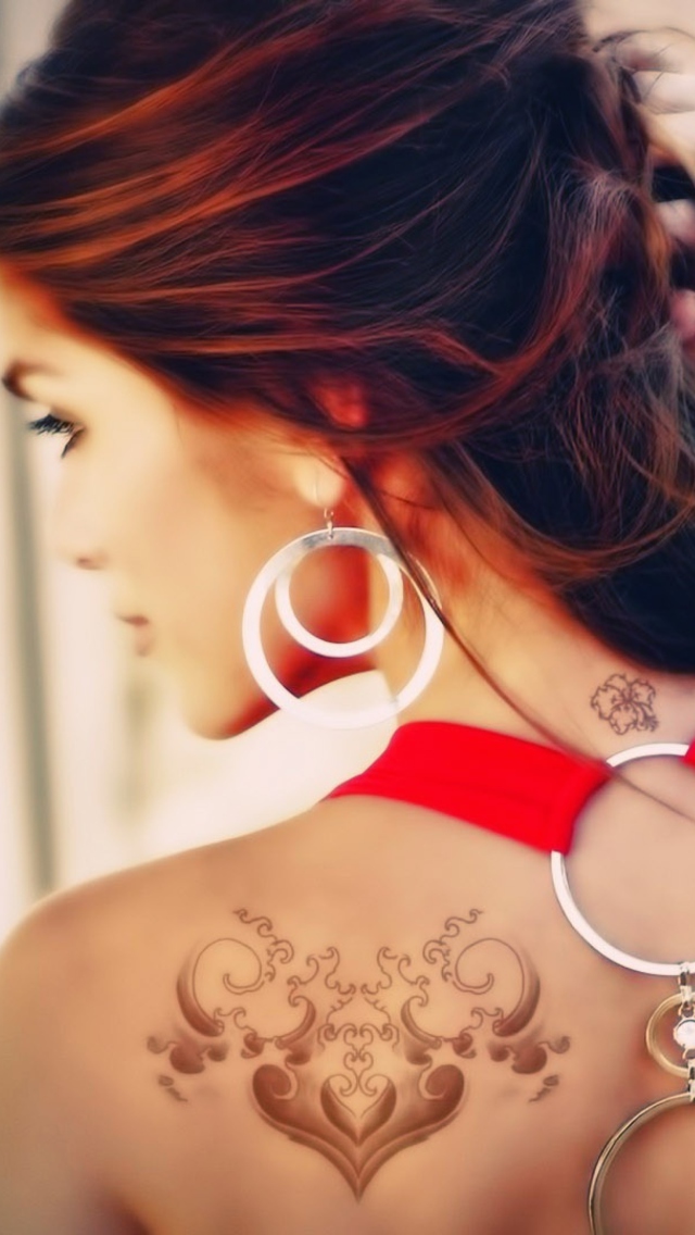 Girl With Tattoo On Her Back wallpaper 640x1136