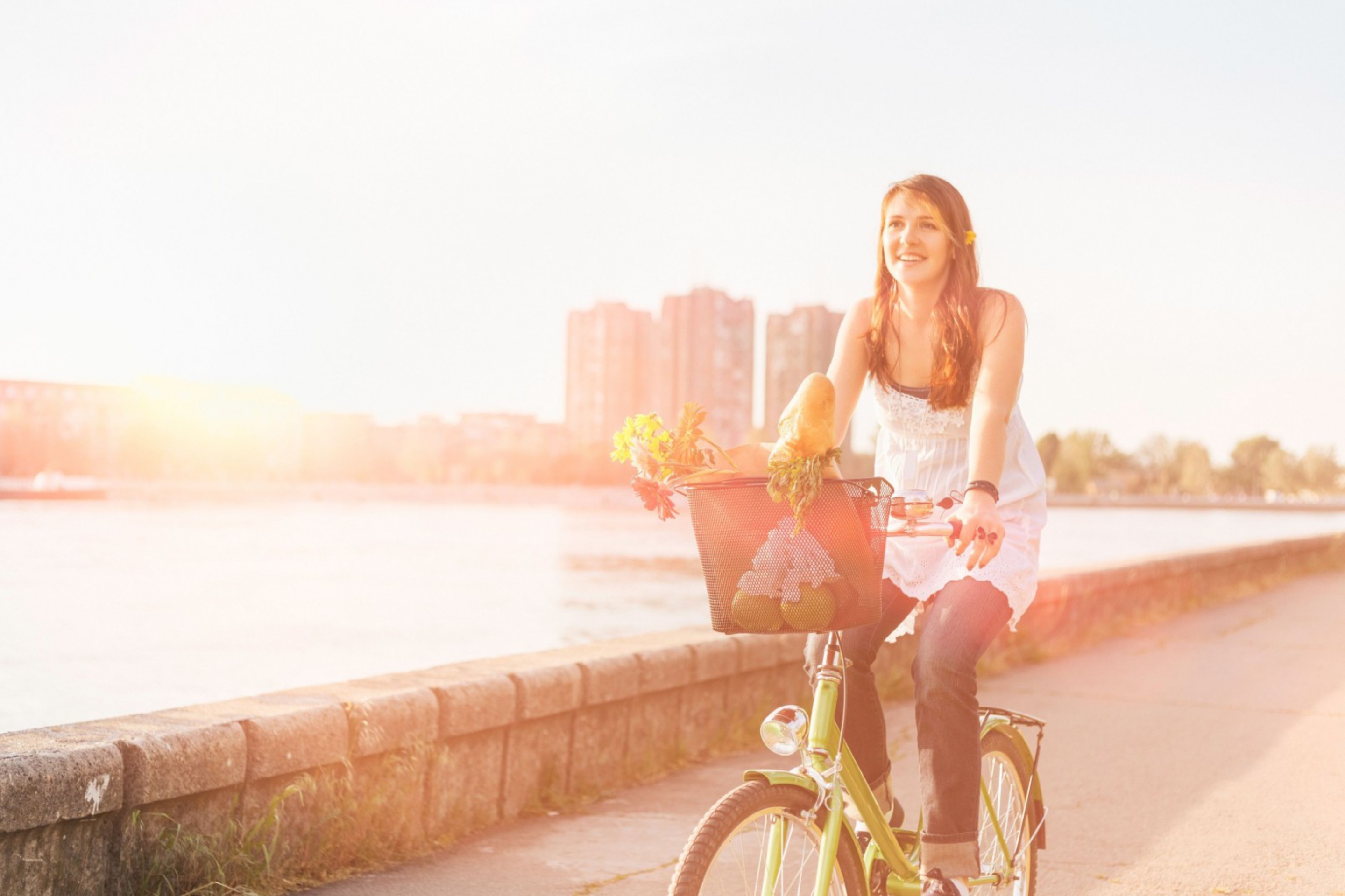 Обои Girl On Bicycle In Sun Lights 2880x1920