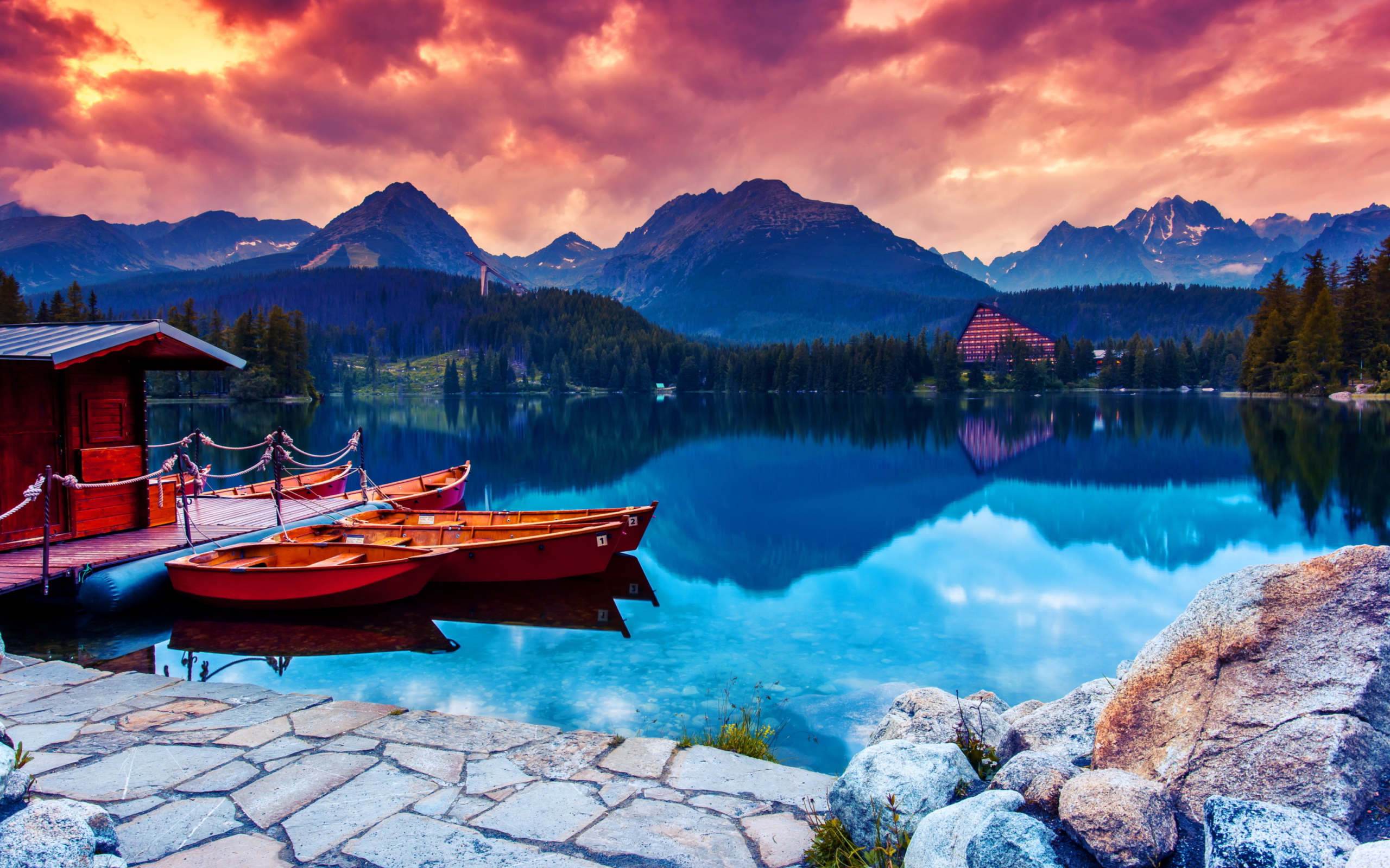 Fondo de pantalla Lake In Canada 2560x1600