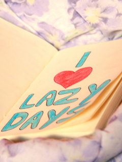 Fondo de pantalla Lazy Days 240x320