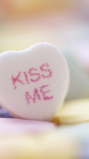 Das Kiss Me Heart Candy Wallpaper 360x640