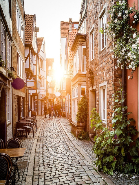 Das Old Street In Europe Wallpaper 480x640