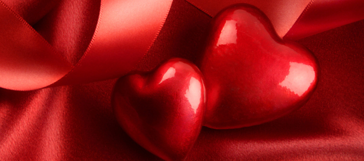 Red Heart wallpaper 720x320