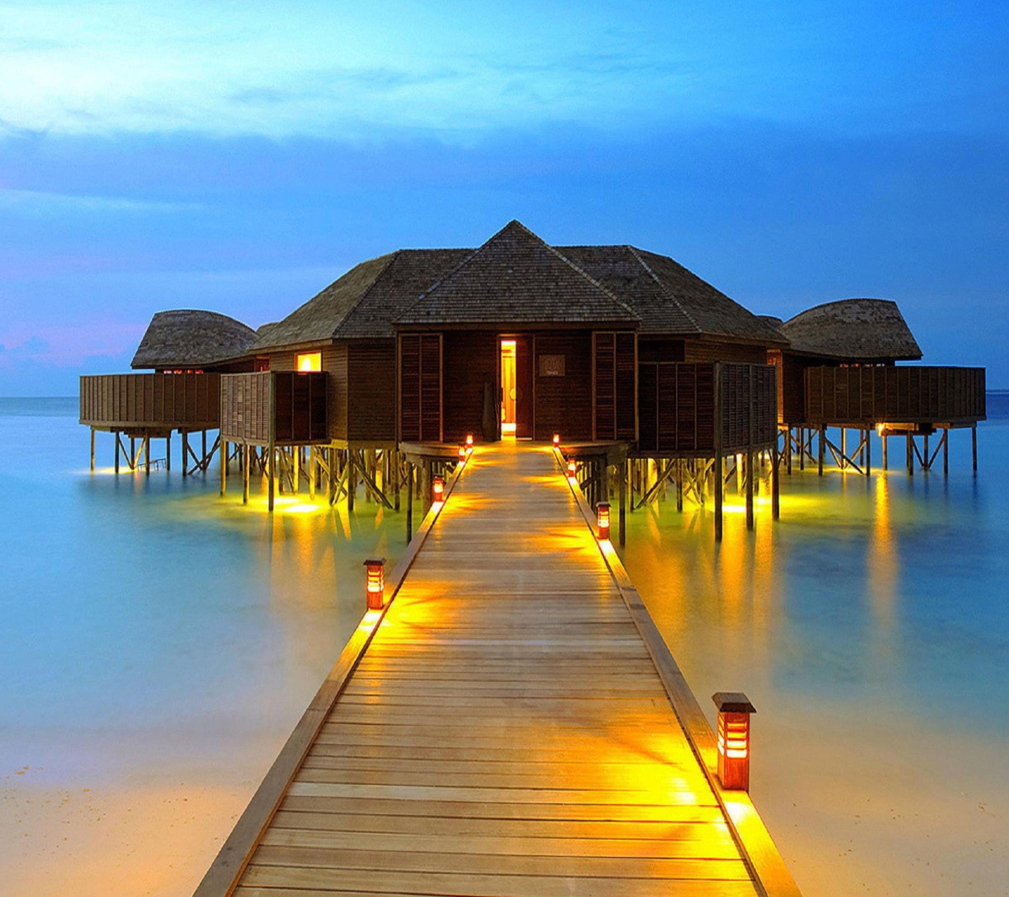 Das Bungalows In Ocean Wallpaper 1440x1280