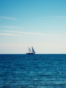 Screenshot №1 pro téma Beautiful Yacht On Seascape Horizon 132x176