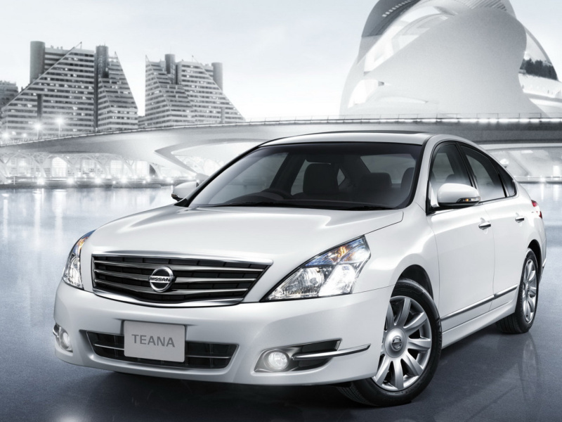 Das Nissan Teana Sedan Wallpaper 800x600