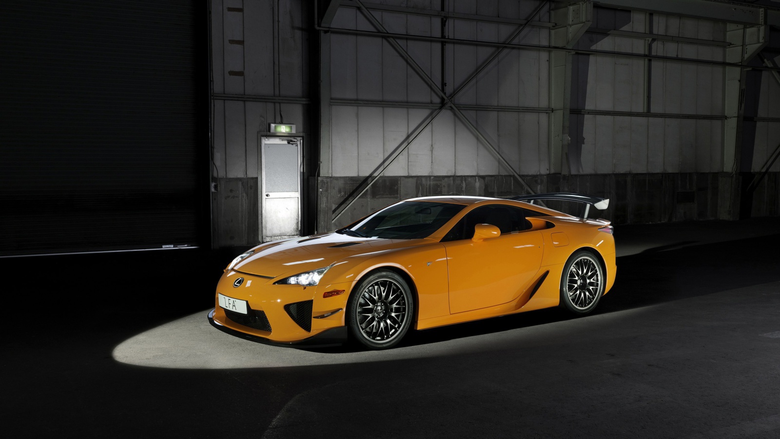 Screenshot №1 pro téma Lexus LFA 1600x900