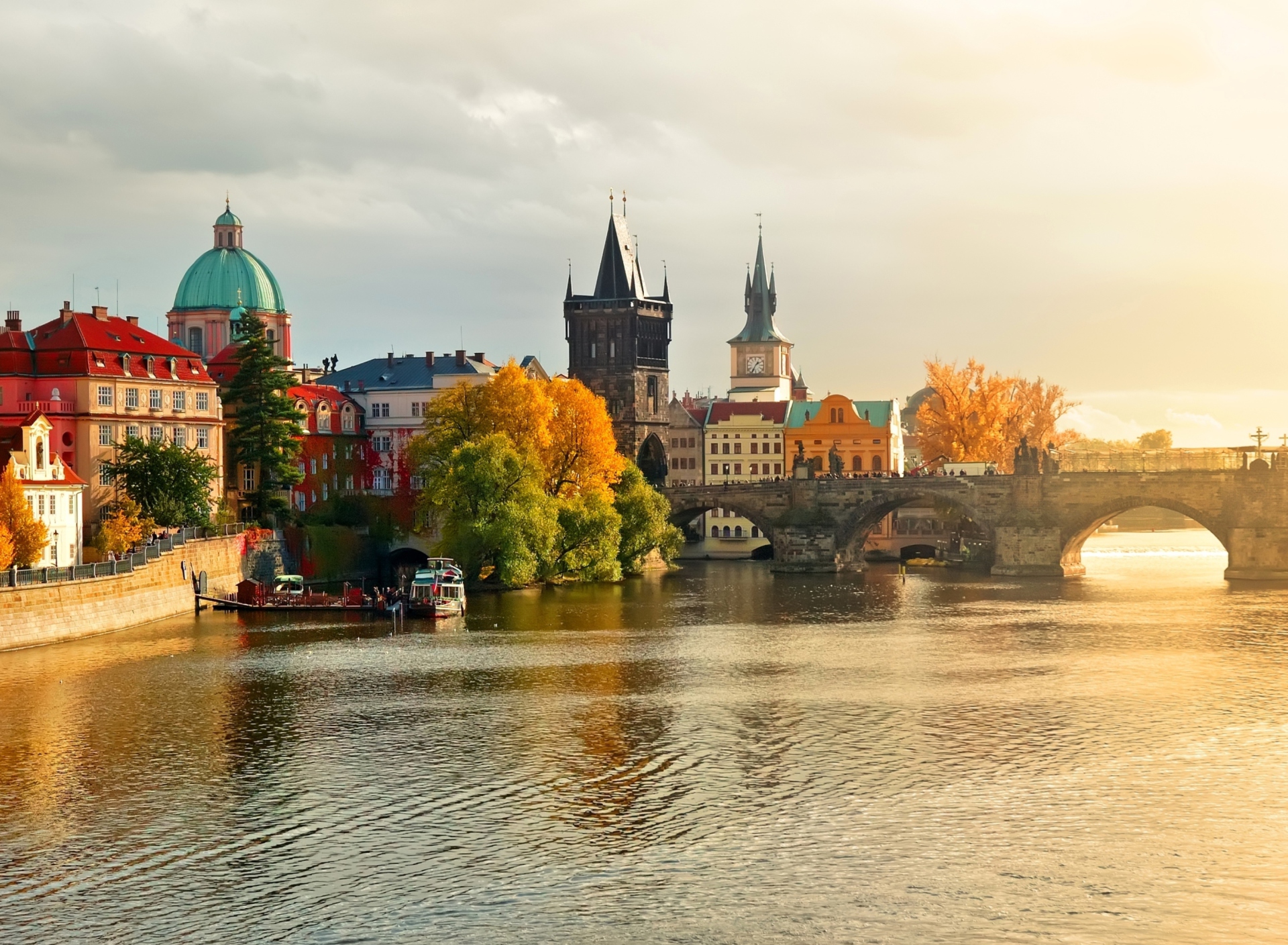 Charles Bridge wallpaper 1920x1408