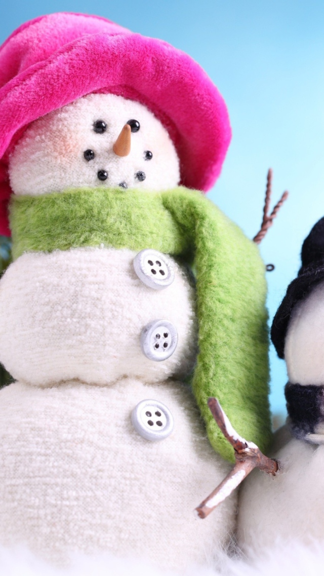 Обои Funny Snowman 640x1136