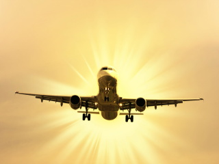 Fondo de pantalla Airplane Takeoff 320x240