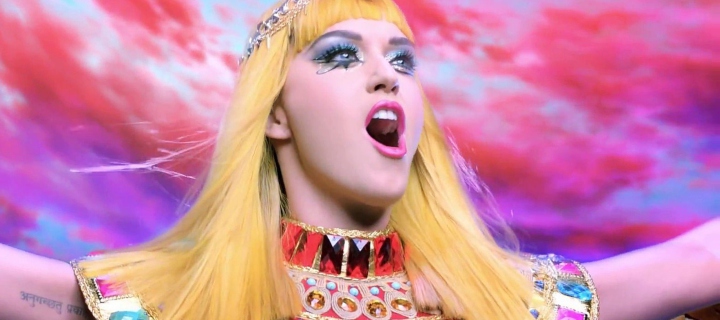 Sfondi Katy Perry - Dark Horse 720x320