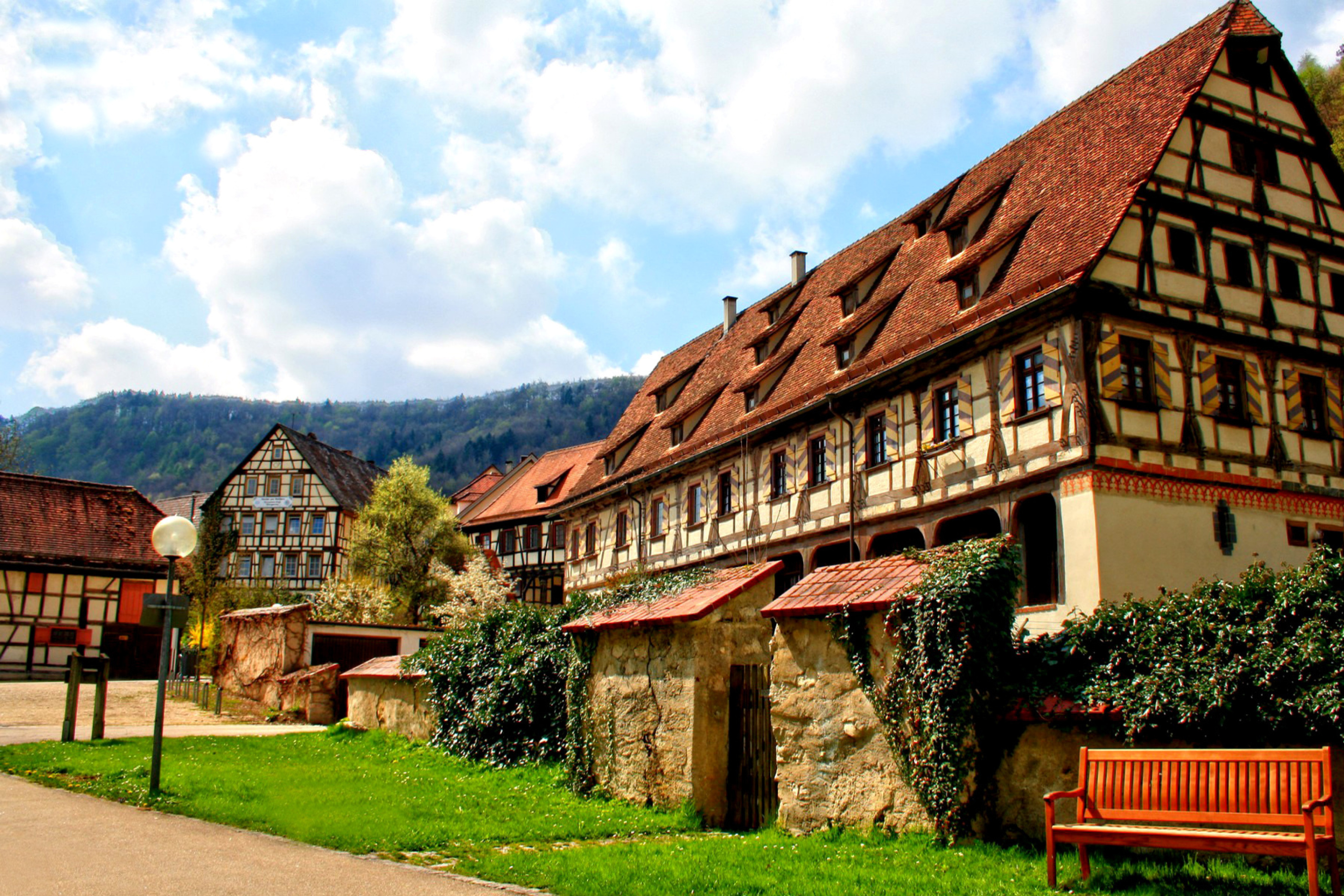 Обои Blaubeuren, Germany, Baden Wurttemberg 2880x1920