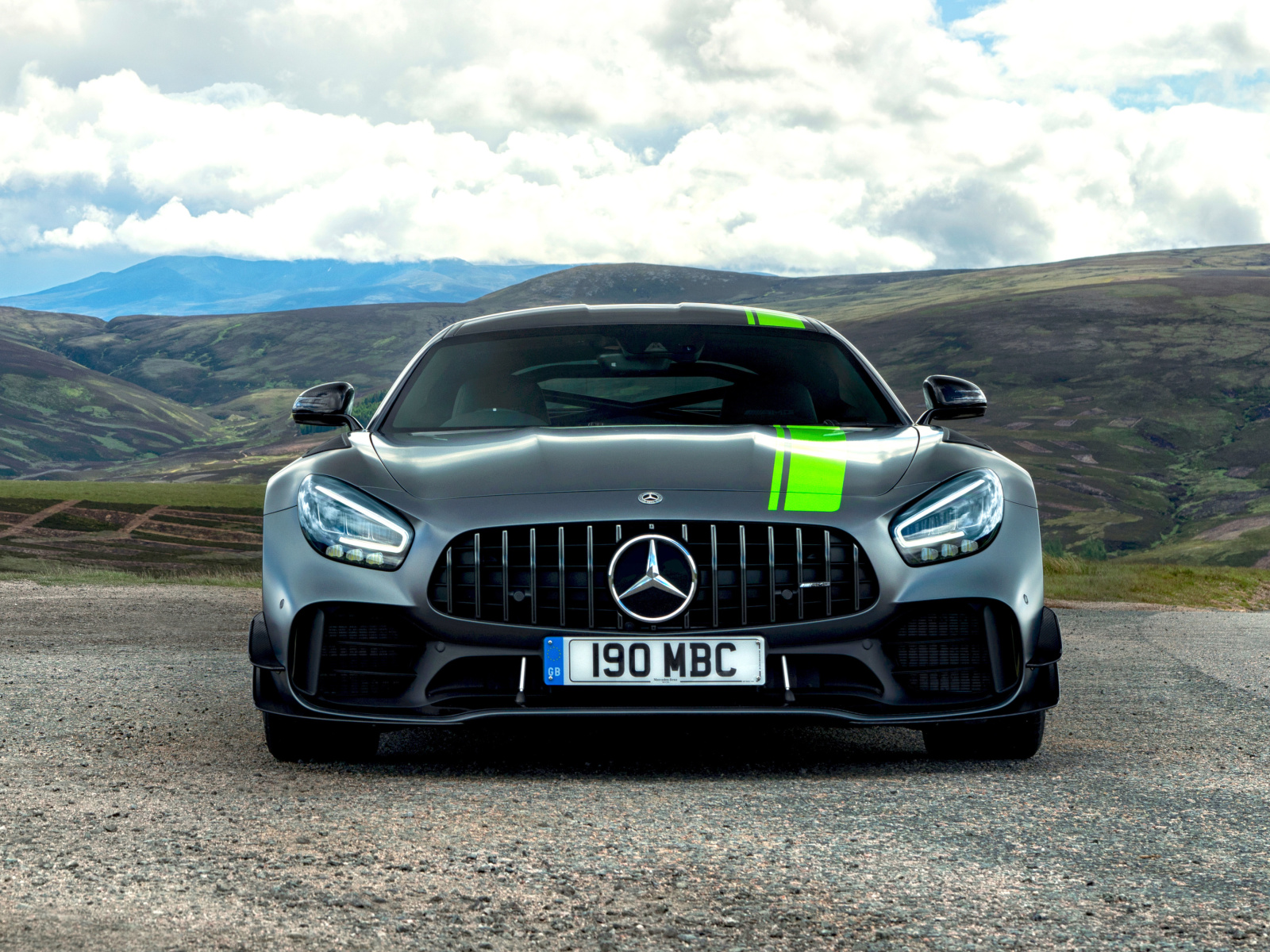 Fondo de pantalla Mercedes AMG GT R 1600x1200