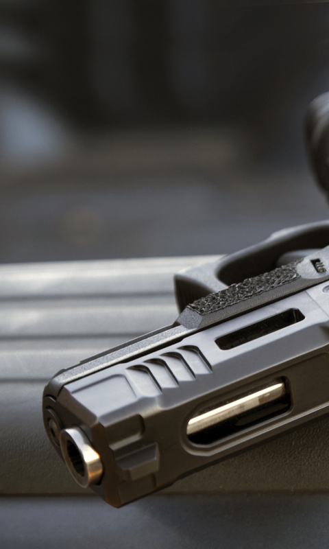 Das Glock 17 9 mm Pistol Wallpaper 480x800