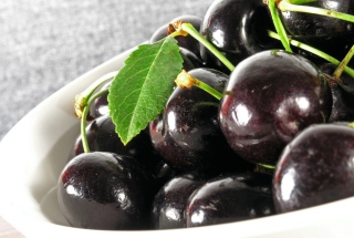 Black Cherries Picture for Android, iPhone and iPad